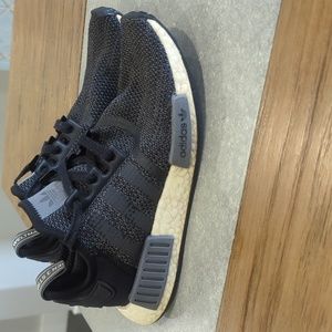 NMD R1